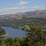 Villa With Pool Near Douro Valley Quintela (Vinhais)