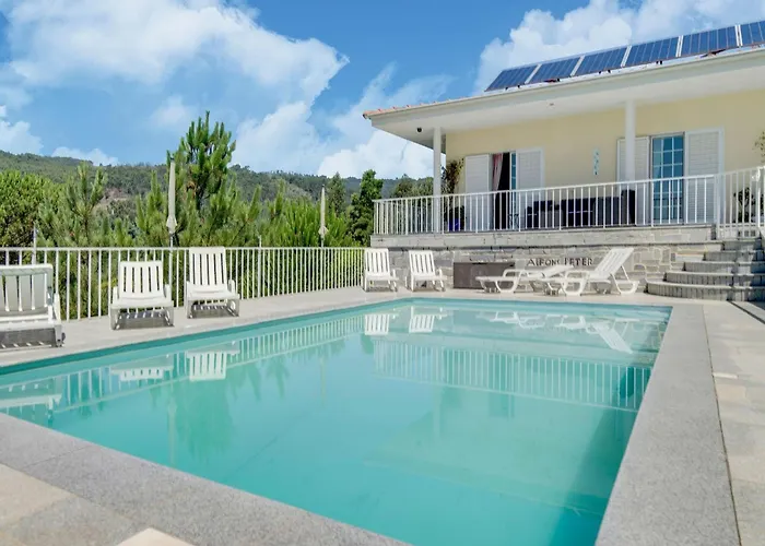 With Pool Near Douro Valley Quintela (Vinhais)