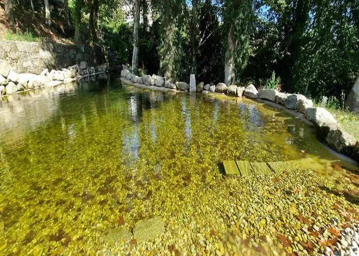 With Pool Near Douro Valley ヴィラ Quintela (Vinhais)