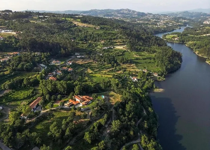 With Pool Near Douro Valley ヴィラ Quintela (Vinhais)
