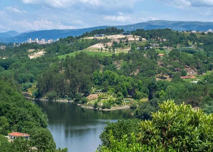 With Pool Near Douro Valley ヴィラ *